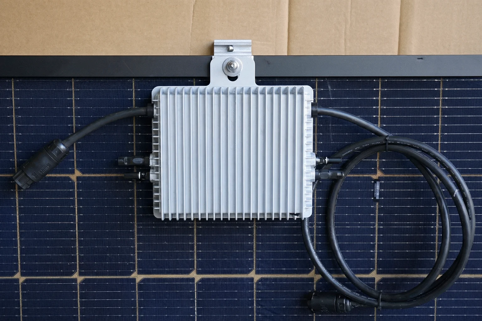 Blog Welchen Einfluss Hat Der Wechselrichter Auf Die Leistung Des Balkonkraftwerkes