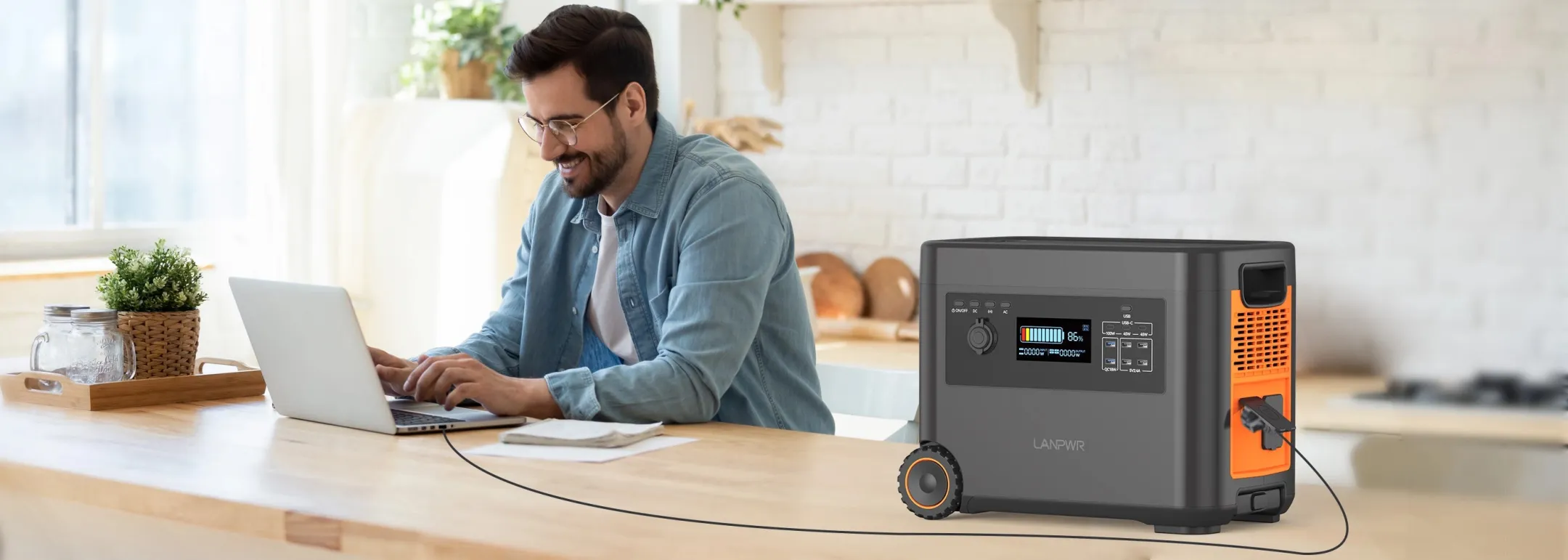 lanpwr d5 2500 tragbare stromstation solargenerator 2160 wh 2500 w Lanpwr D5 2500 Pc14 2160x